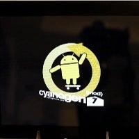 HP TouchPad treated to CyanogenMod-flavored Gingerbread