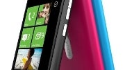 Microsoft's Joe Marini tweets Nokia Windows Phone has slick looks, wishing for a bigger screen