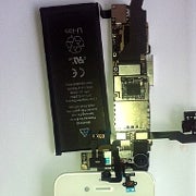More alleged shots of the iPhone 4S internals leak, dual-core A5 stamped and ready to hum