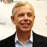 Verizon's CEO says carriers are warming up to "a third ecosystem", expects it to be Windows Phone