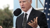 Governor Jerry Brown places his veto on the cell phone snooping bill, still no warrant necessary