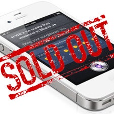 Apple iPhone 4S pre-orders sold out at carriers, delivery times reaching 4 weeks