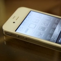 Siri ported to the iPhone 4 with moderate success