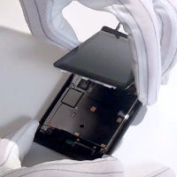 Nokia N9 dissection reveals what makes MeeGo tick