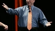 Motorola hasn't even gotten Android ICS yet, Eric Schmidt reiterates Google will keep it independent