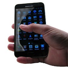 Samsung Galaxy Note screen controversy cleared: from finger reach to the PenTile display