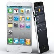 Apple scrapped plans for the iPhone 5 with a larger screen months before the 4S launch, someone says
