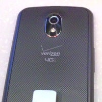 Samsung Galaxy Nexus on display in NYC, still not available for purchase