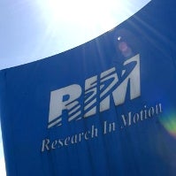 RIM fires its two drunk executives that caused Air Canada flight u-turn at the North Pole