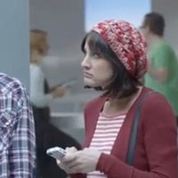 Samsung strikes again at Apple fanboys with another Galaxy S II ad