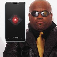Cee Lo Green and Motorola will host an L.A.-based scavenger hunt for the New DROID RAZR in white