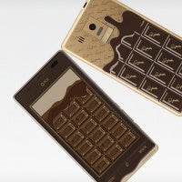 Only in Japan: a chocolate phone for Valentine's day