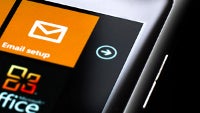 Nokia teases white Lumia 800, coming by end of February