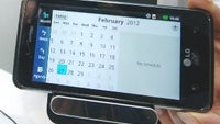 LG shows off WCD-800 wireless charger at MWC 2012