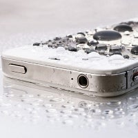 ZAGG HzO nanocoating technology demonstration