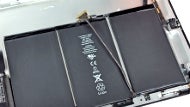 Apple managed to cram 11, 666 mAh battery in the new iPad, 70% more than the iPad 2
