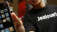 Carriers sell most iPhones, Best Buy selling almost as many as Apple Stores