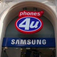 Samsung opens a retail store inside Phones 4U