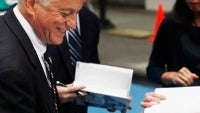 Steve Jobs biographer: "Bill Gates was smarter than Steve Jobs by almost any conventional measure"