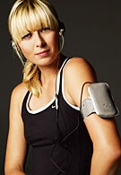 Maria Sharapova and Sony Ericsson introduced accessories line