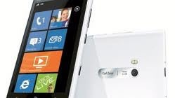 White Lumia 900 back in stock at ATT.com