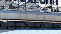 200 Foxconn employees threaten suicide over wages