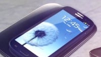 Samsung lifts cover off official Galaxy S III accessories: impresses with Wireless Charging Kit
