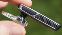 Plantronics M55 Bluetooth headset hands-on