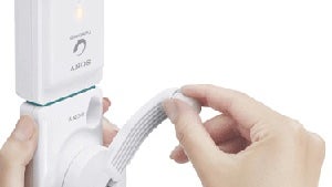 Only in Japan: Sony outs a hand-cranked USB charger