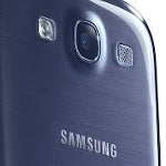 Is the launch of the international version of the blue Samsung Galaxy S III delayed?
