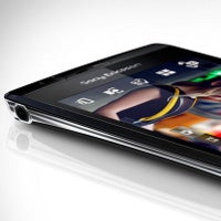 Original Sony (Ericsson) Xperia arc, neo finally getting a taste of Ice Cream Sandwich