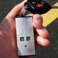 Sensordrone project aims to add all sensors missing in your smartphone, like a breathalyzer
