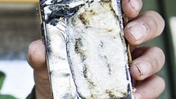 Self-combusting iPhone caught on camera