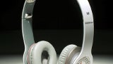 Giveaway: Beats Solo by Dr. Dre headphones and Werx iPhone 4S/4 screen replacement kit