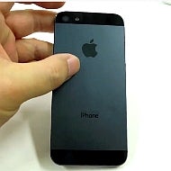Alleged iPhone 5 chassis leaks on video