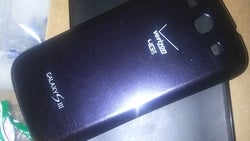 Samsung Galaxy S III wireless charging kits now arriving at Verizon stores