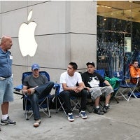 Initial iPhone 5 shipments might be reduced because of component supply issues