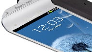 Samsung: How about we slap a 16MP camera with Xenon on the back of a Galaxy S III (rumor)
