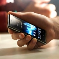 Sony Xperia J announced, is curvy and affordable, with a large battery