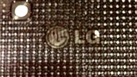 LG confirms that the Optimus G unibody sports a glass back with patented "Crystal Reflection" design