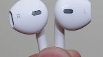 Redesigned Apple iPhone 5 earphones show horse head-like appearance