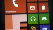 Nokia Lumia 820 prototype poses for the camera