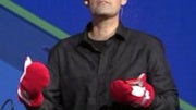 Nokia demonstrates Super Sensitive touch technology on the Lumia 920... using mittens