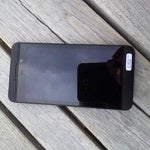 BlackBerry 10 full touchscreen device insides exposed