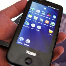 Is Samsung readying a Galaxy S III version running on Tizen?