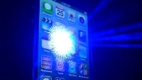 Wicked Lasers makes Siri protest an iPhone 5 meltdown