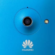 Huawei W1 press photos appear: Windows Phone 8 in style and on budget