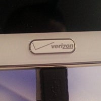 Verizon arrogantly stamped its logo on Galaxy Note II's home button AND back