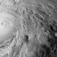 FEMA advises: prefer text over calls during hurricane Sandy to avoid network overload