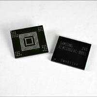 Samsung announces smaller and faster 64 GB memory chips for phones and tablets